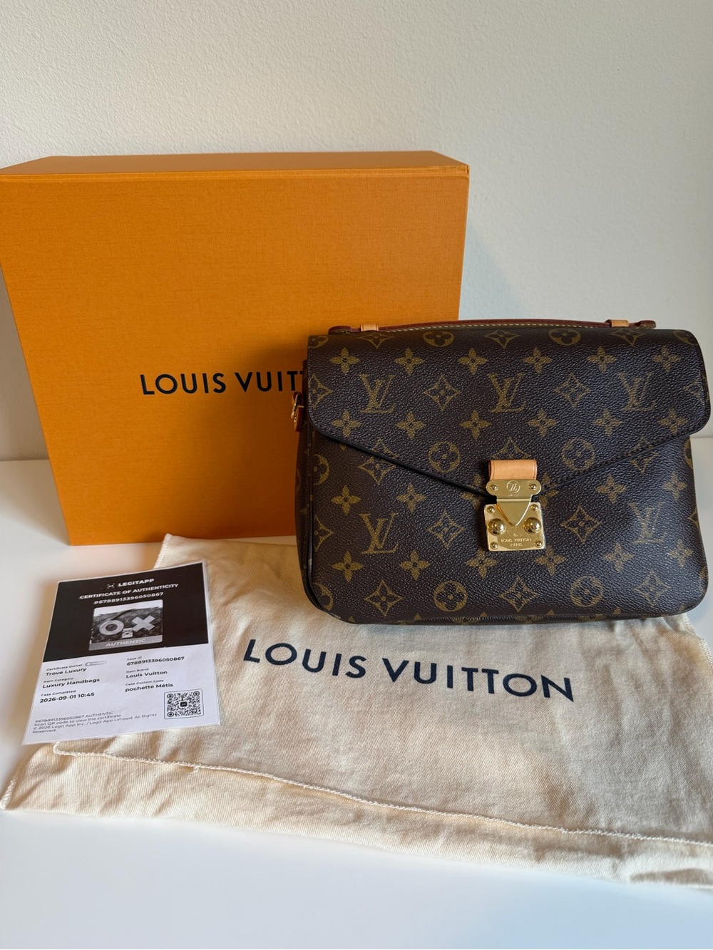 Louis Vuitton Pochette Metis - Monogram Canvas, Full Set, Nearly new